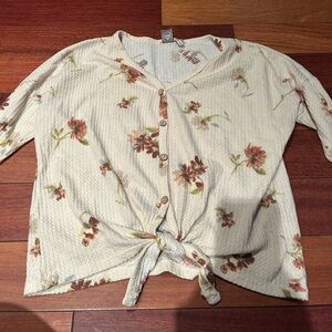 Paper crane white long sleeve with flowers, tie detail on front size small